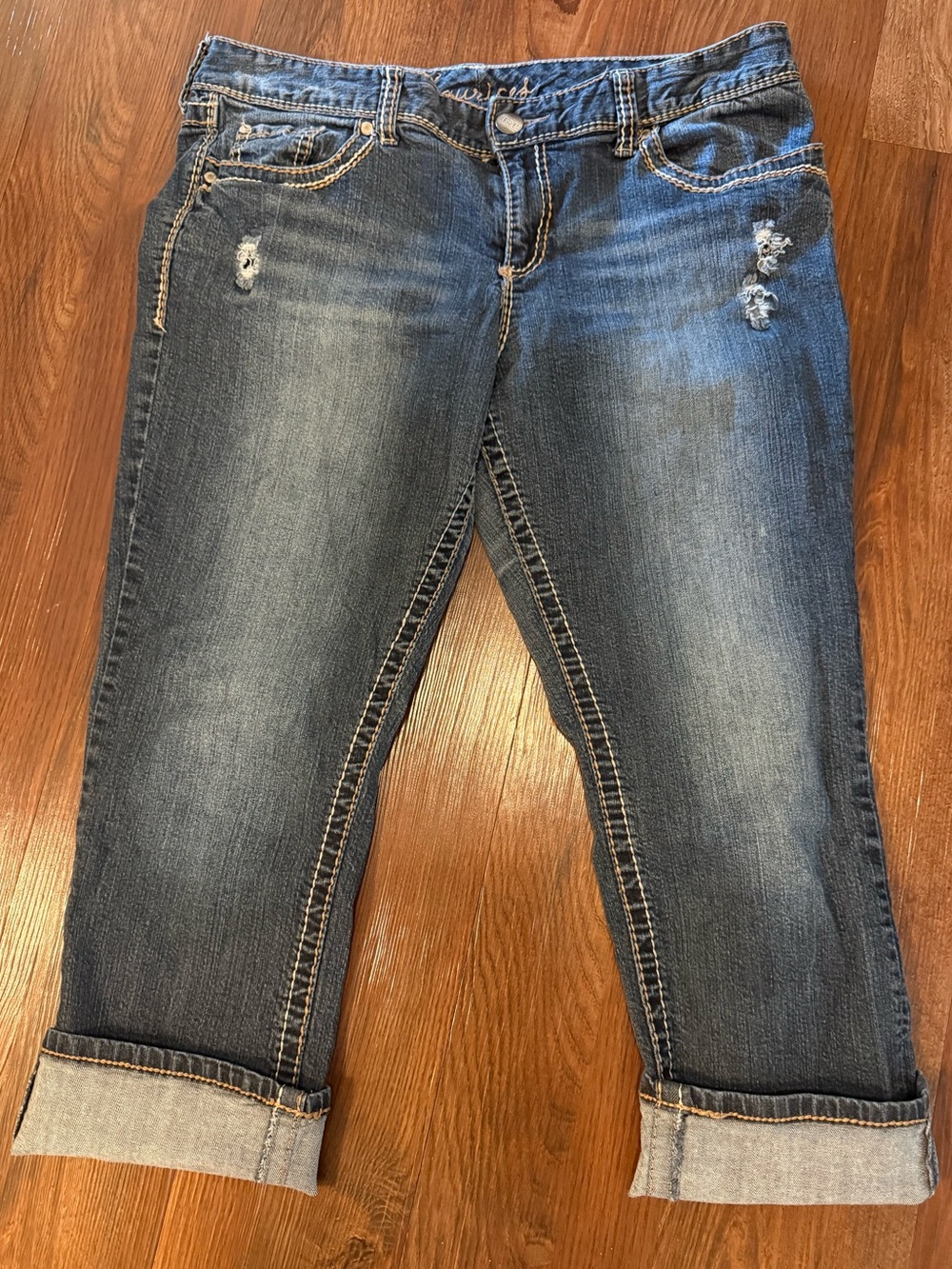 Maurices Embellished Cropped Capri Jeans - Size 13/14 Y2K Distressed Western